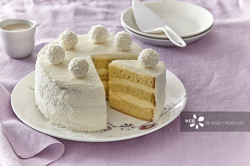 拉斐尔蛋糕图片素材