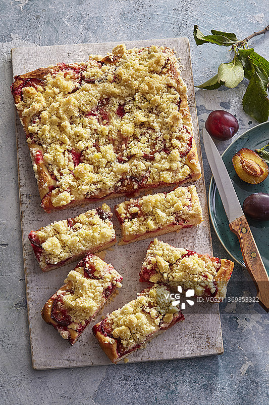 李子姜饼蛋糕图片素材