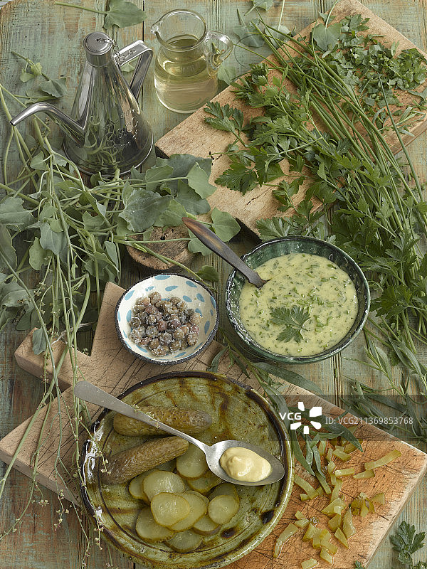 拉维戈特酱及其食材图片素材