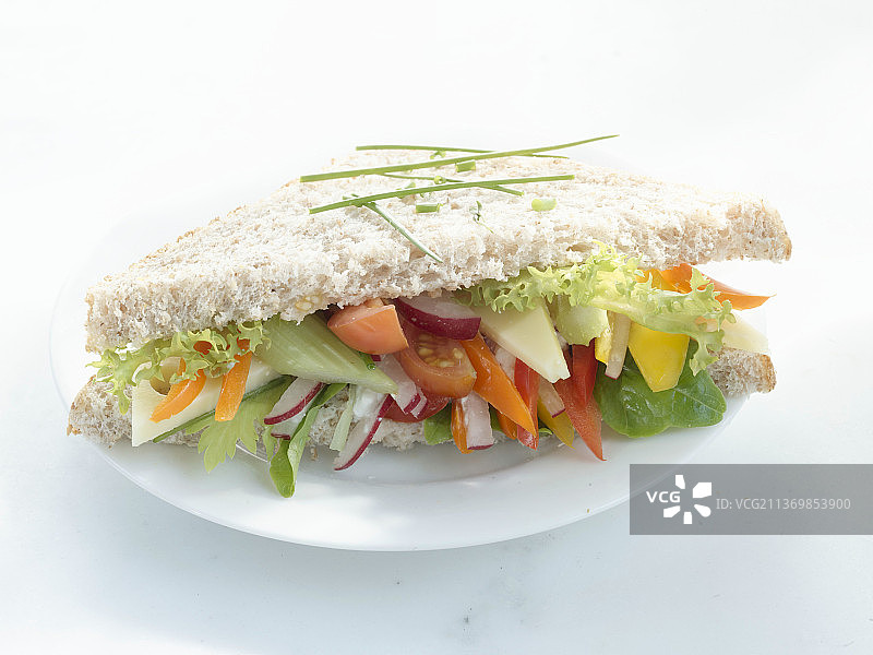 半个蔬菜三明治图片素材