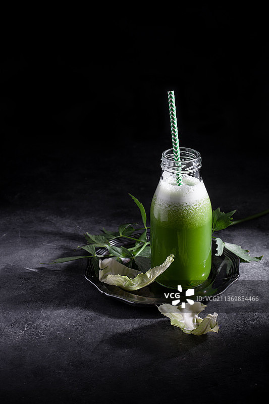 绿色蔬菜汁图片素材