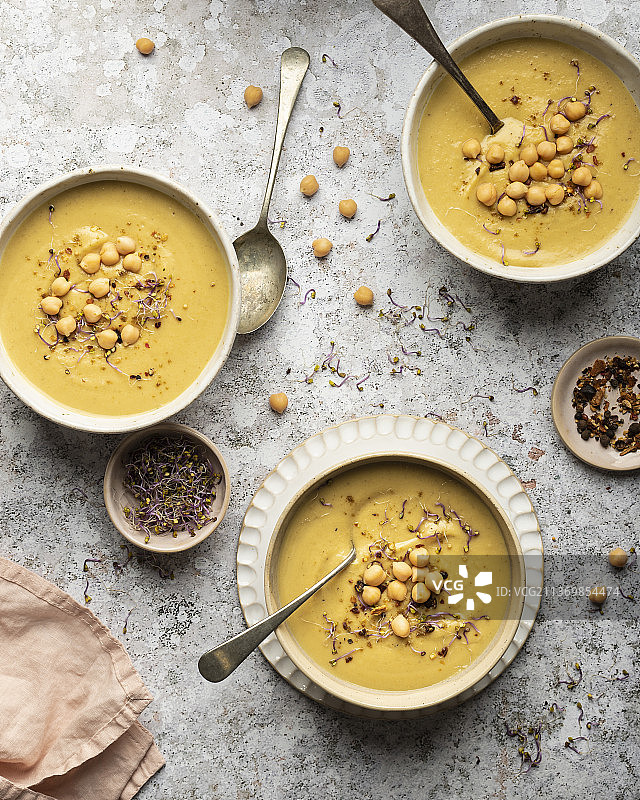 孜然鹰嘴豆奶油汤图片素材