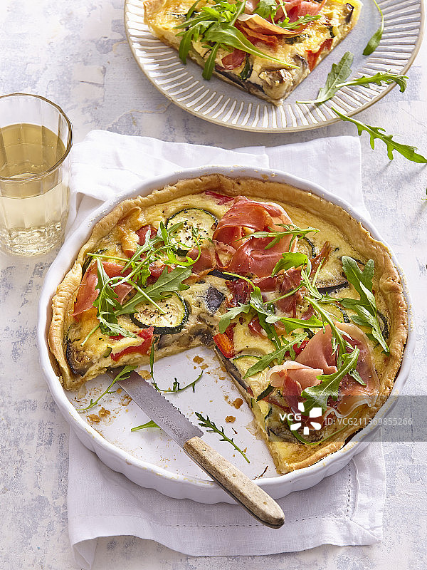 蔬菜火腿馅饼图片素材