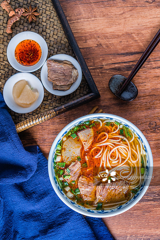 甘肃兰州美食一碗兰州拉面图片素材