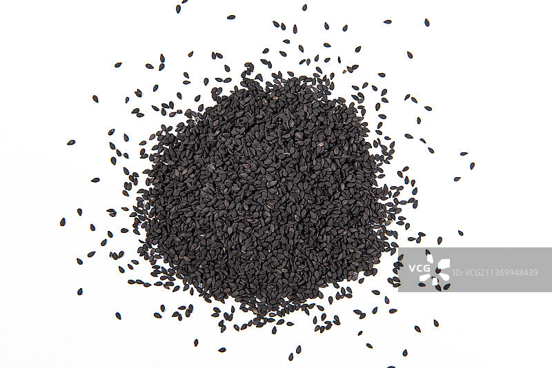 白色背景上的黑芝麻图片素材