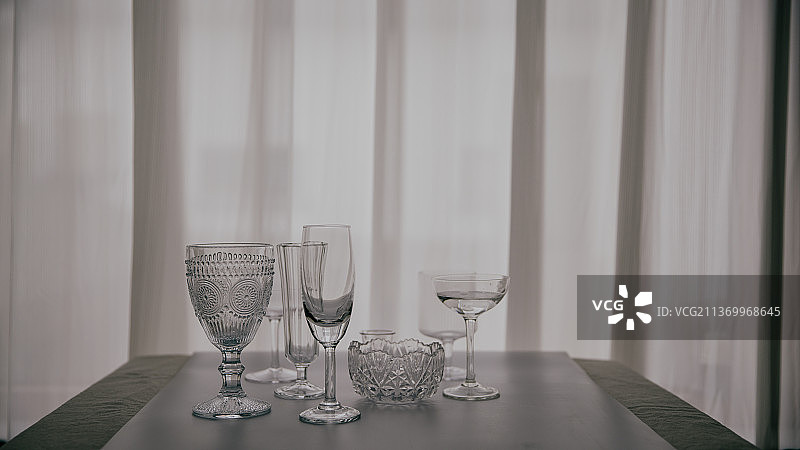 水晶玻璃杯图片素材