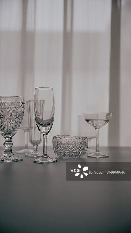 水晶玻璃杯图片素材