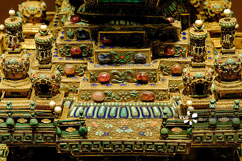 北京故宫珍宝馆金嵌宝石塔类藏品图片素材