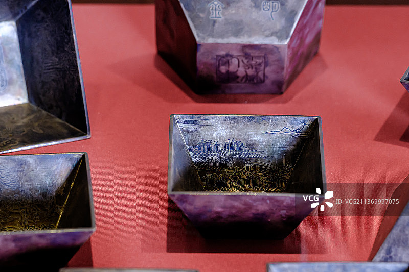 北京故宫珍宝馆黄金器物类珍宝图片素材