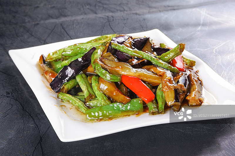 中餐美食-长豆角烧茄子图片素材