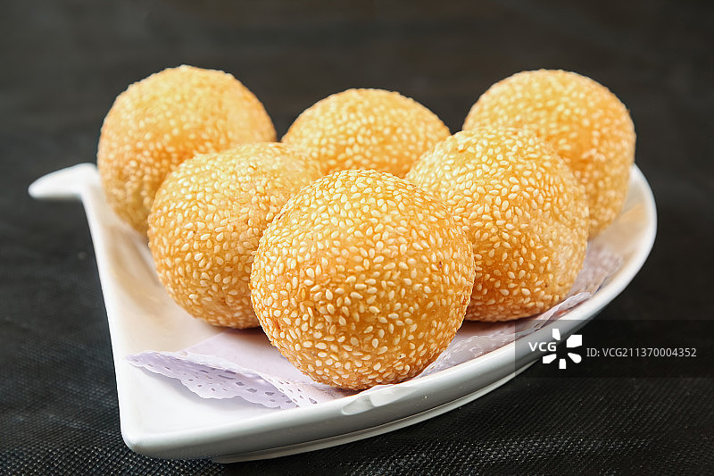 中餐美食-炸麻团图片素材