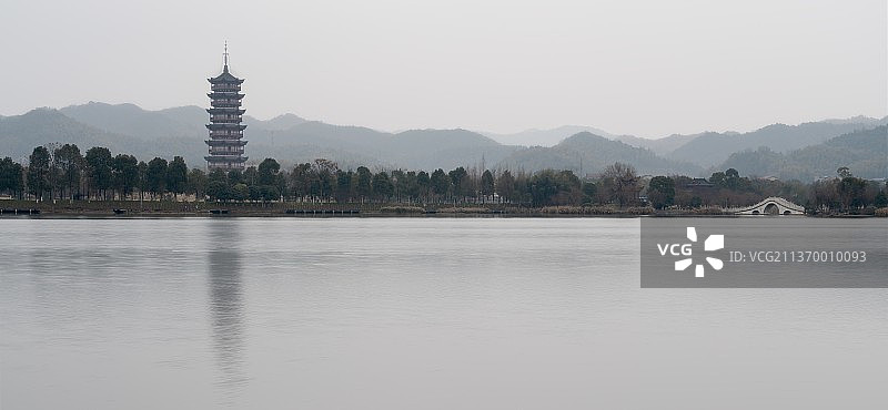 湖南岳阳临湘的白云湖公园地标图片素材