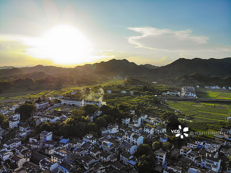 雄村的傍晚图片素材