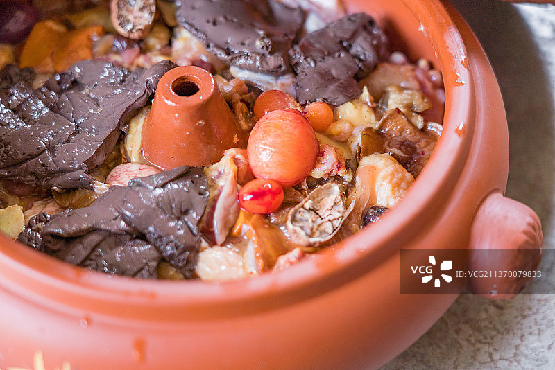 云南特色汽锅鸡图片素材