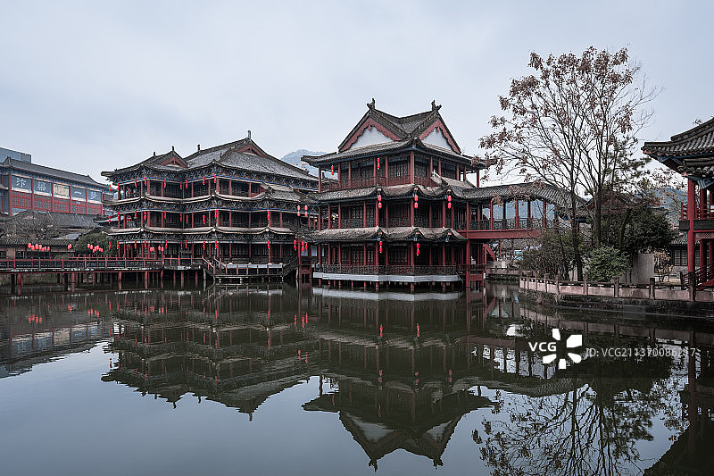浙江金华东阳横店影视城清明上河图景区樊楼大酒店图片素材