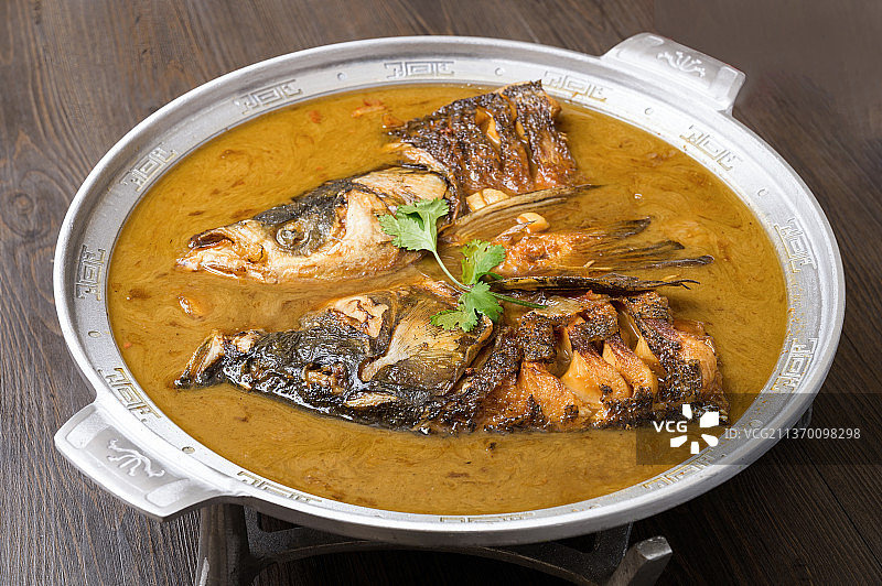 中餐美食-鱼头泡饼图片素材