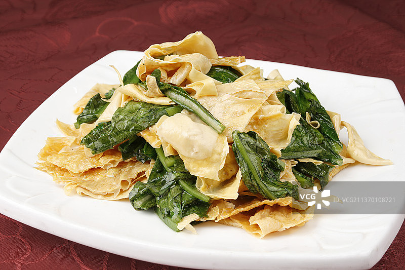 中餐美食-油麦烧腐竹图片素材