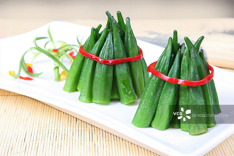 中餐美食-捞汁秋葵图片素材