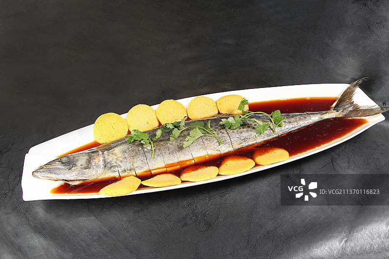 中餐美食-鲅鱼饼子图片素材