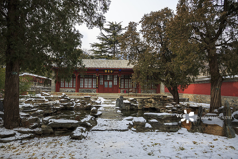 雪后的香山公园，慈云寺，银装素裹，古树，古建筑图片素材