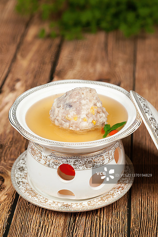 中餐美食-淮阳狮子头图片素材