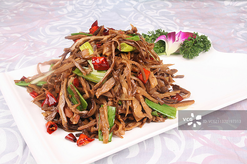 中餐美食-烟笋炒腊肉图片素材