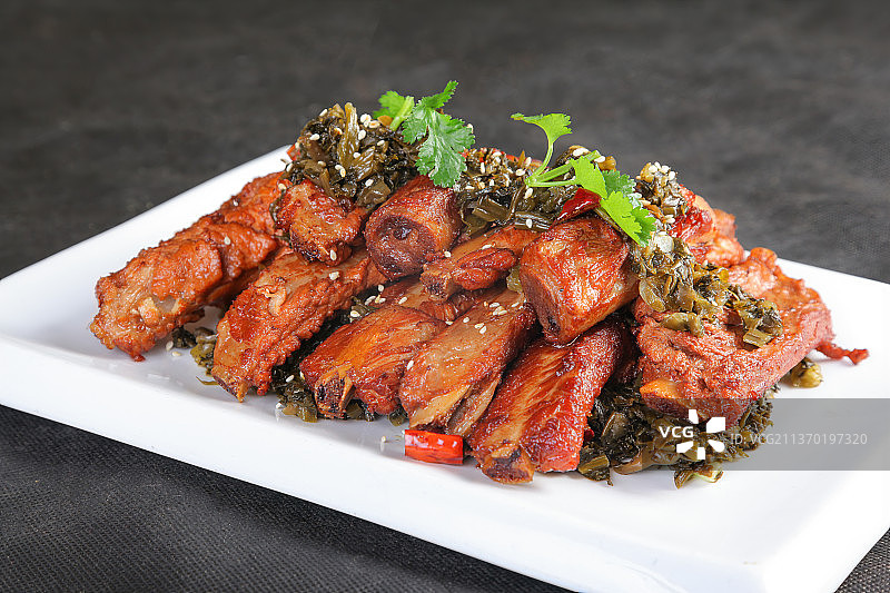 中餐美食-芽菜烧排骨图片素材