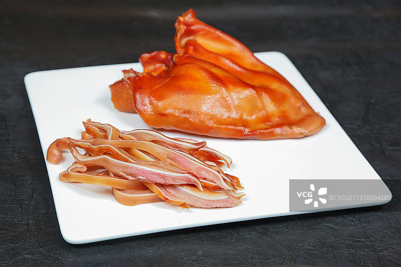 中餐美食-熏猪耳图片素材