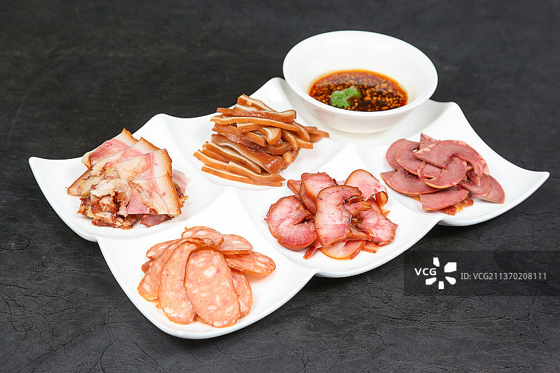 中餐美食-卤肉拼盘图片素材