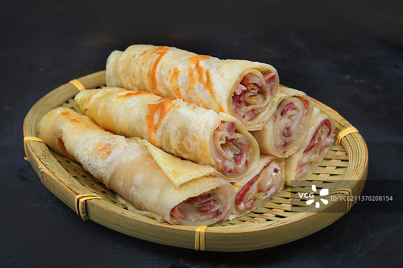 中餐美食-熏肉大饼图片素材