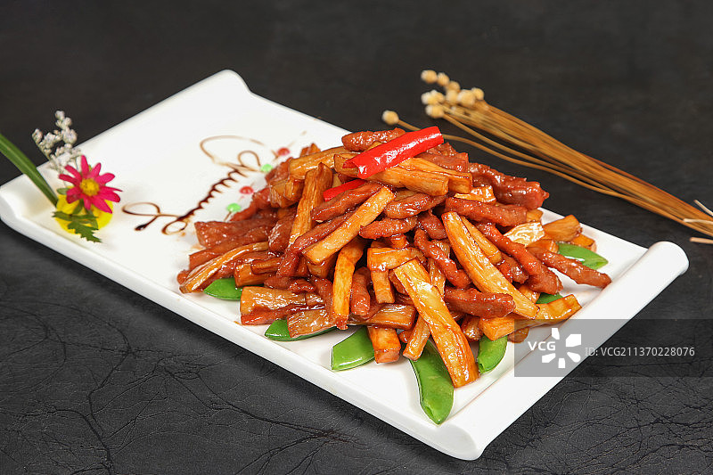 中餐美食-杏鲍菇炒牛柳图片素材