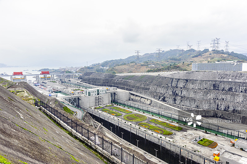中国湖北宜昌长江三峡五级船闸图片素材