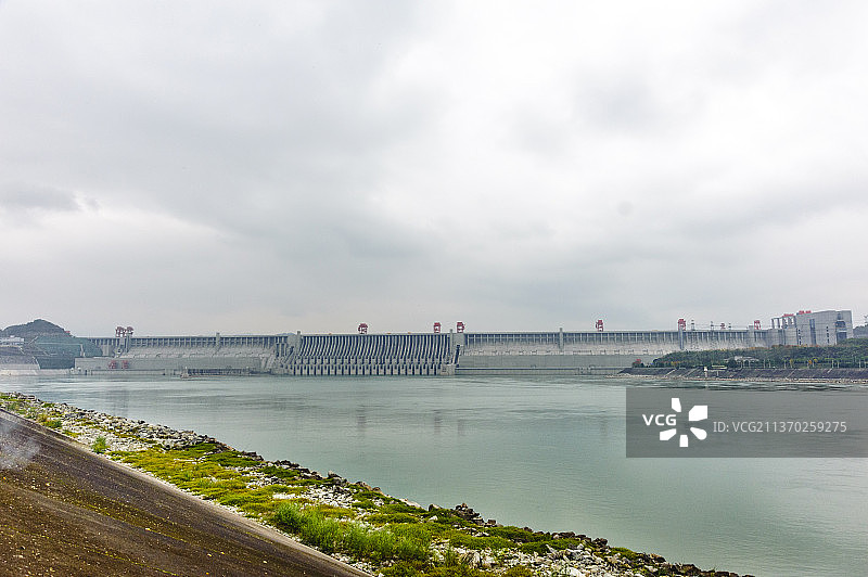 中国湖北宜昌长江三峡大坝图片素材