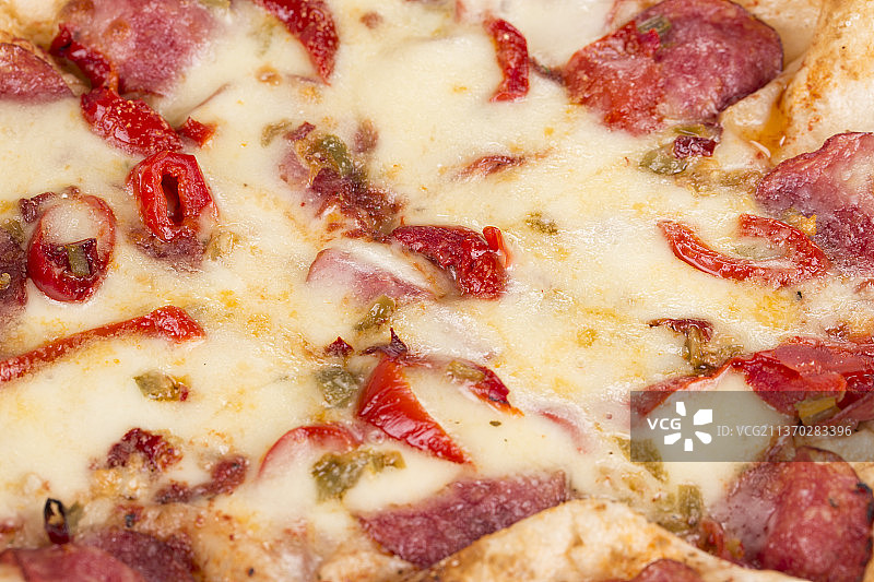 美味的意大利披萨，披萨的全画幅镜头，摩尔多瓦图片素材