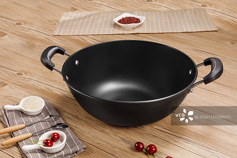 铸铁锅图片素材