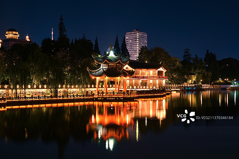 夜色下的濠河图片素材