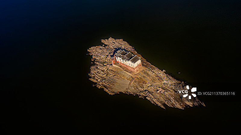 观音阁，万里长江第一阁图片素材