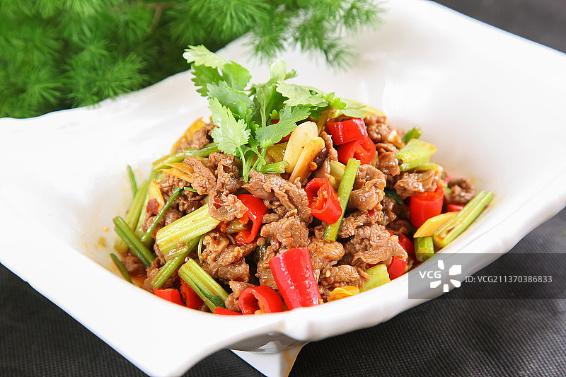 中餐美食-小炒黄牛肉图片素材