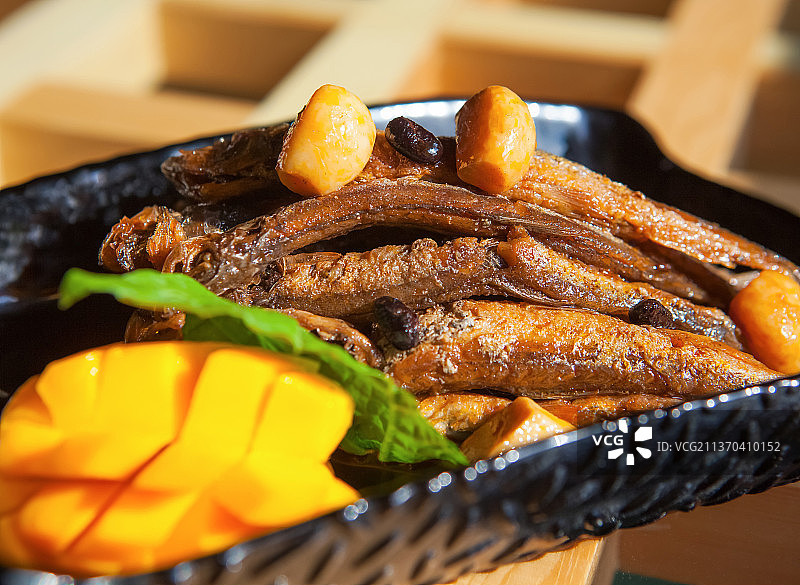 中餐美食-香辣多春鱼图片素材