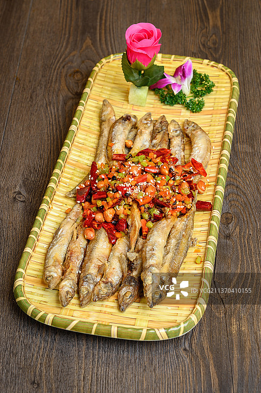 中餐美食-干煸多春鱼图片素材