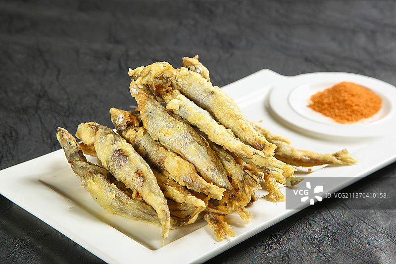 中餐美食-干炸多春鱼图片素材