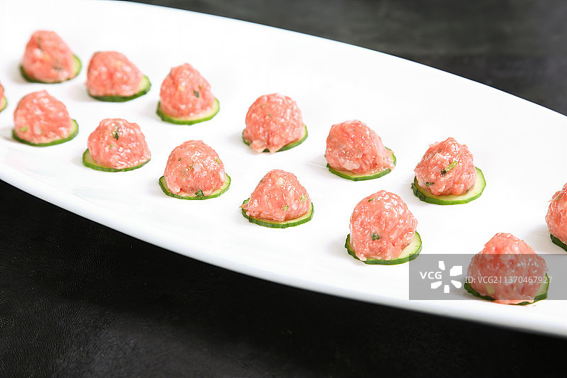 中餐美食-鲜羊肉丸子图片素材