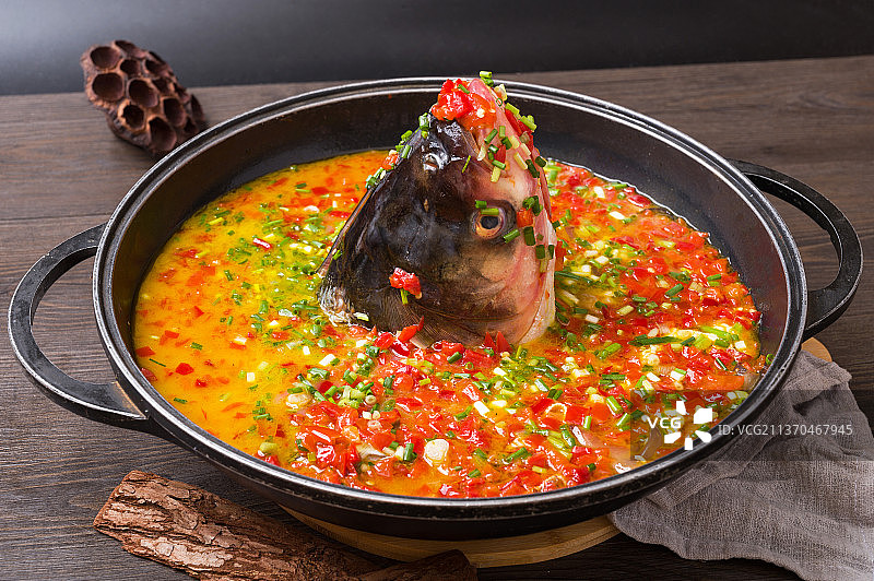 中餐美食-鲜椒鱼头图片素材