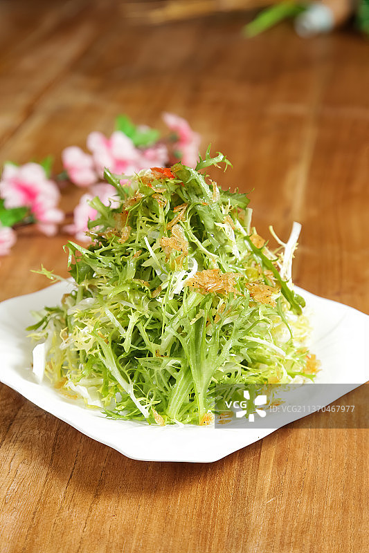 中餐美食-虾皮拌苦菊图片素材