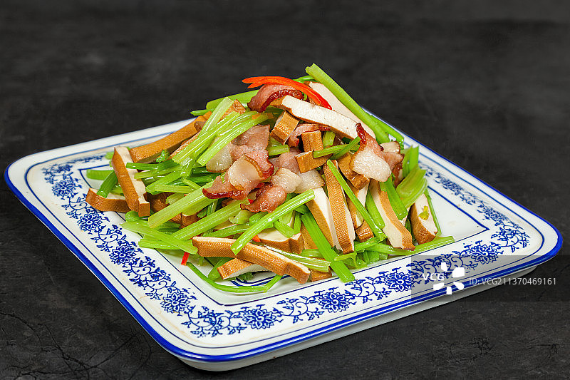 中餐美食-西芹炒腊肉图片素材