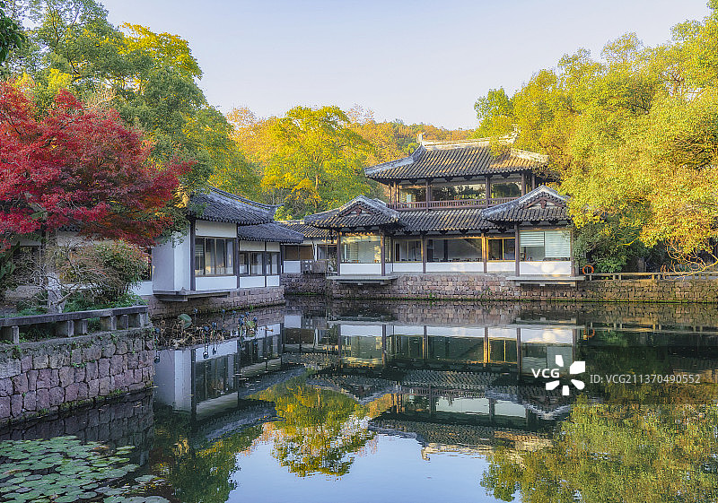 秋天的杭州西湖十景曲院风荷景观图片素材