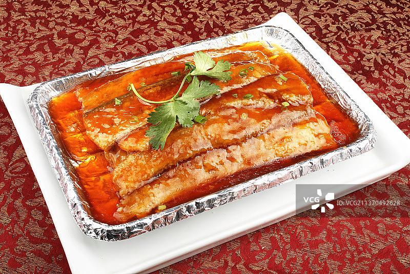 中餐美食-铁板脱骨带鱼图片素材