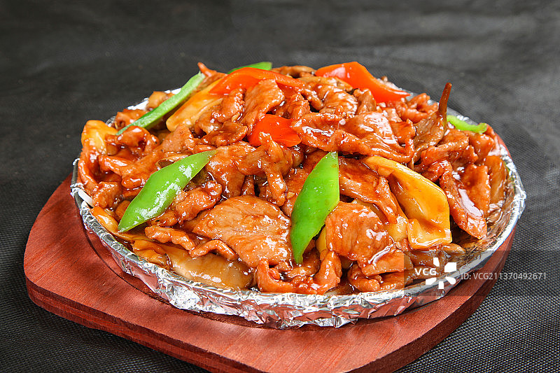 中餐美食-铁板牛柳图片素材