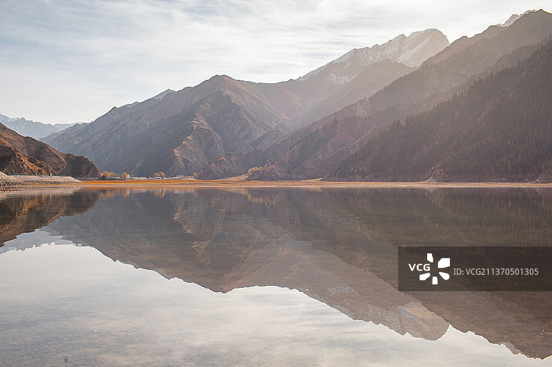 大小龙池秋色图片素材