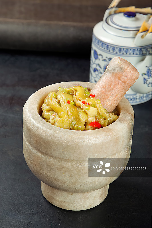 中餐美食-手擂茄子图片素材
